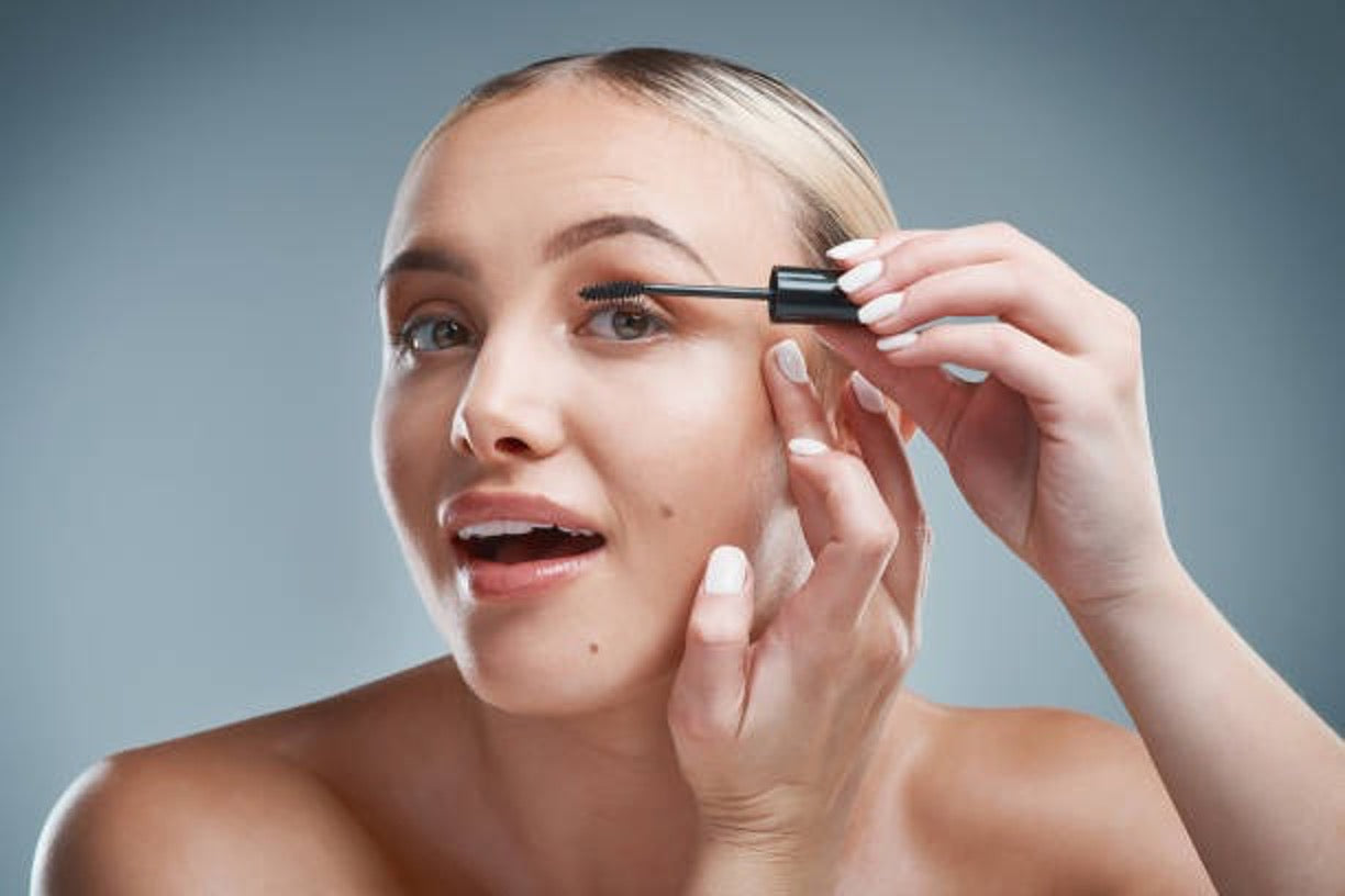 Nanolash vs RevitaLash vs Trybello Lash Serum: Results, Ingredients & Side Effects