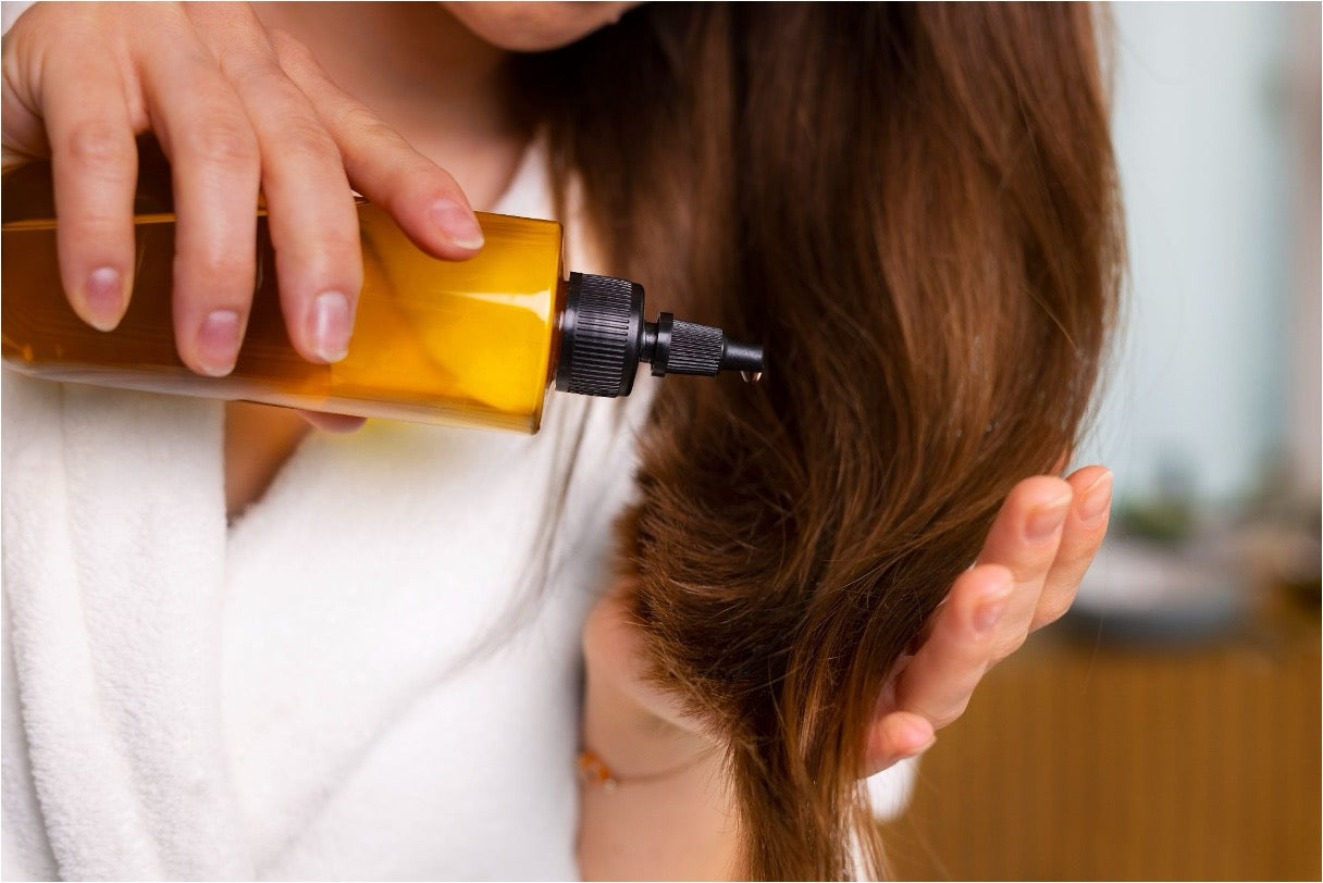 Batana Oil vs Rosemary Oil for Hair Growth: Benefits, Side Effects & Results