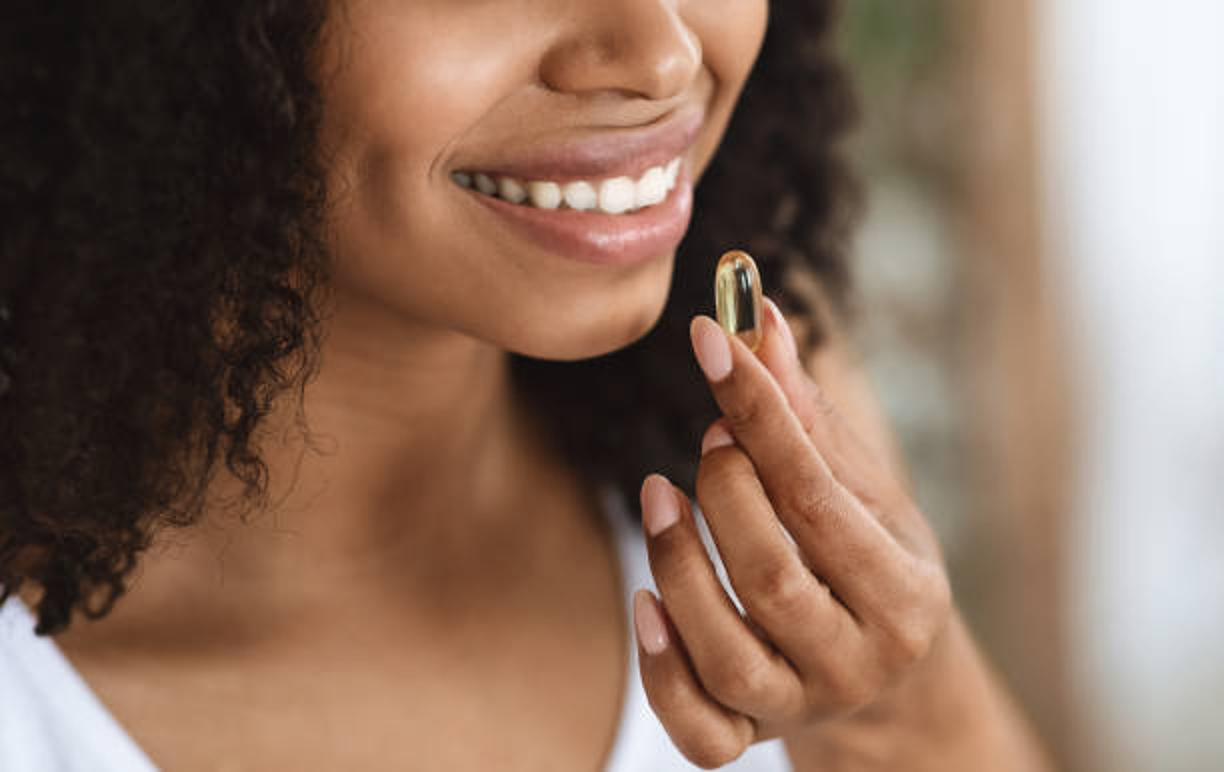 Hair Gummy vs Multivitamin: Which is Better for Hair Growth & Thickness?
