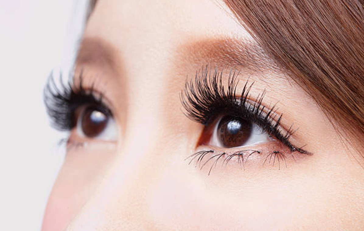 Top 3 Lash Serums for Asian Lashes: Cost, Pros & Cons