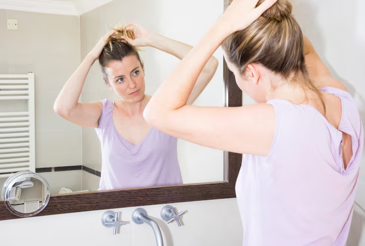 4 Best Hair Gummies for Postpartum Hair Loss: Cost, Ingredients & Results