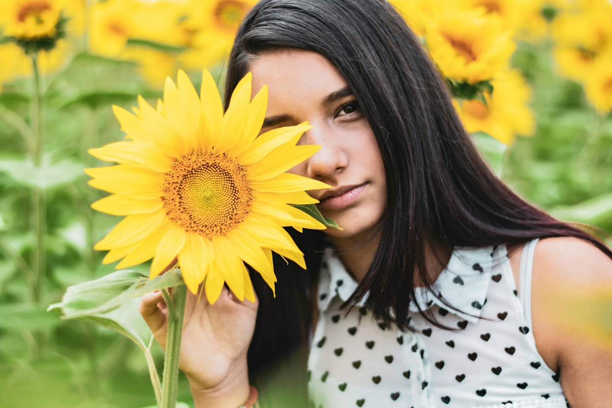 Sunflower Oil for Hair Growth: Benefits, Side Effects & Usage Guide